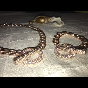Necklace and bracelet set rose gold toggle